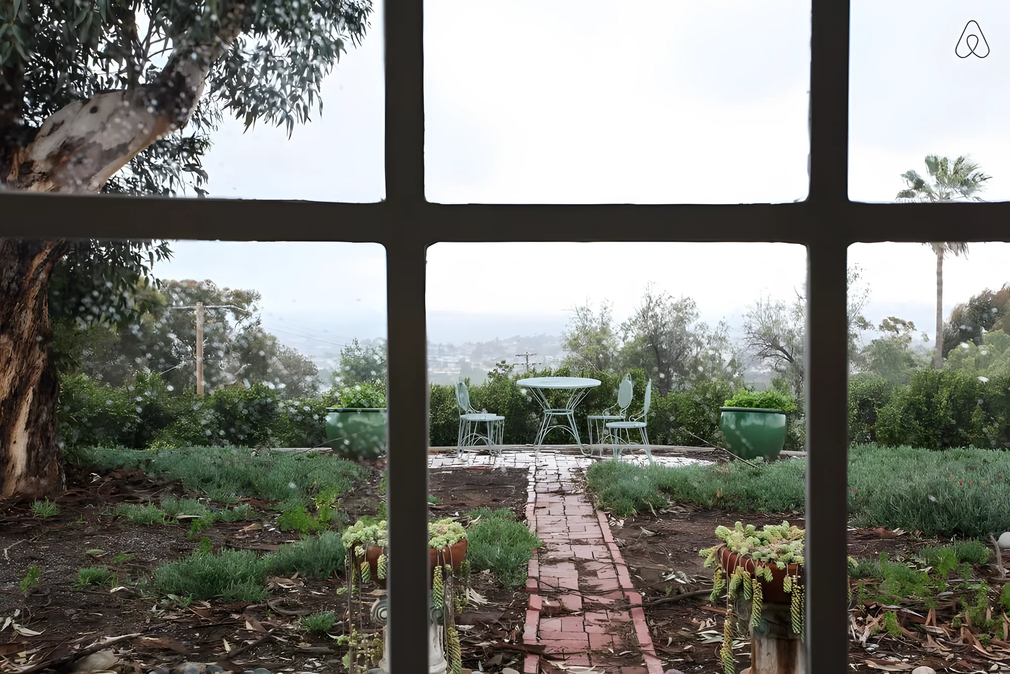 Hilltop Cottage in San Diego