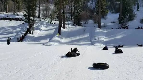Snowdrift Snow Tubing Park