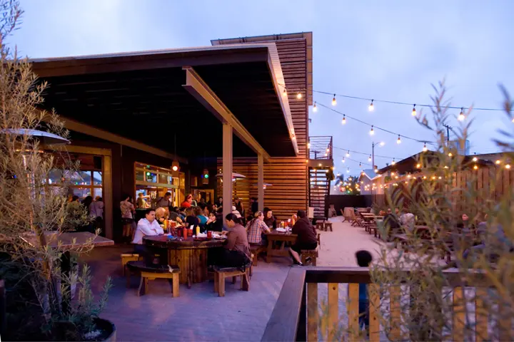 Station Tavern & Burgers
